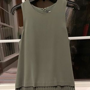 Theory long sleeveless dark green blouse .
